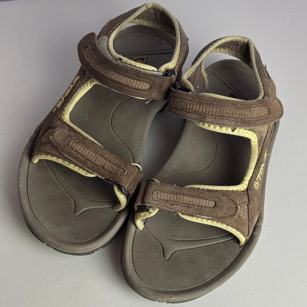 Teva Brown and Cream Women's Universal Hiking Sandals